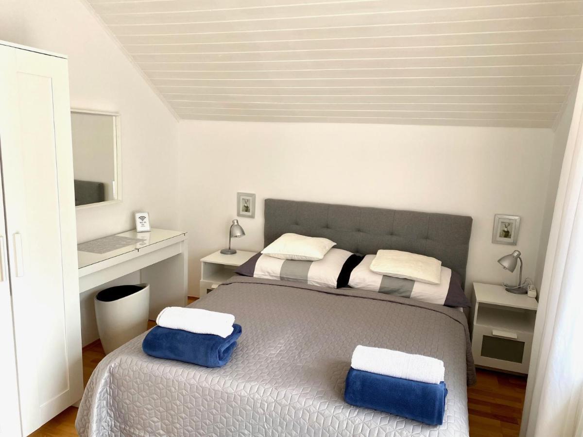 Do-Ti Apartmanhaz Balatonlelle Luaran gambar