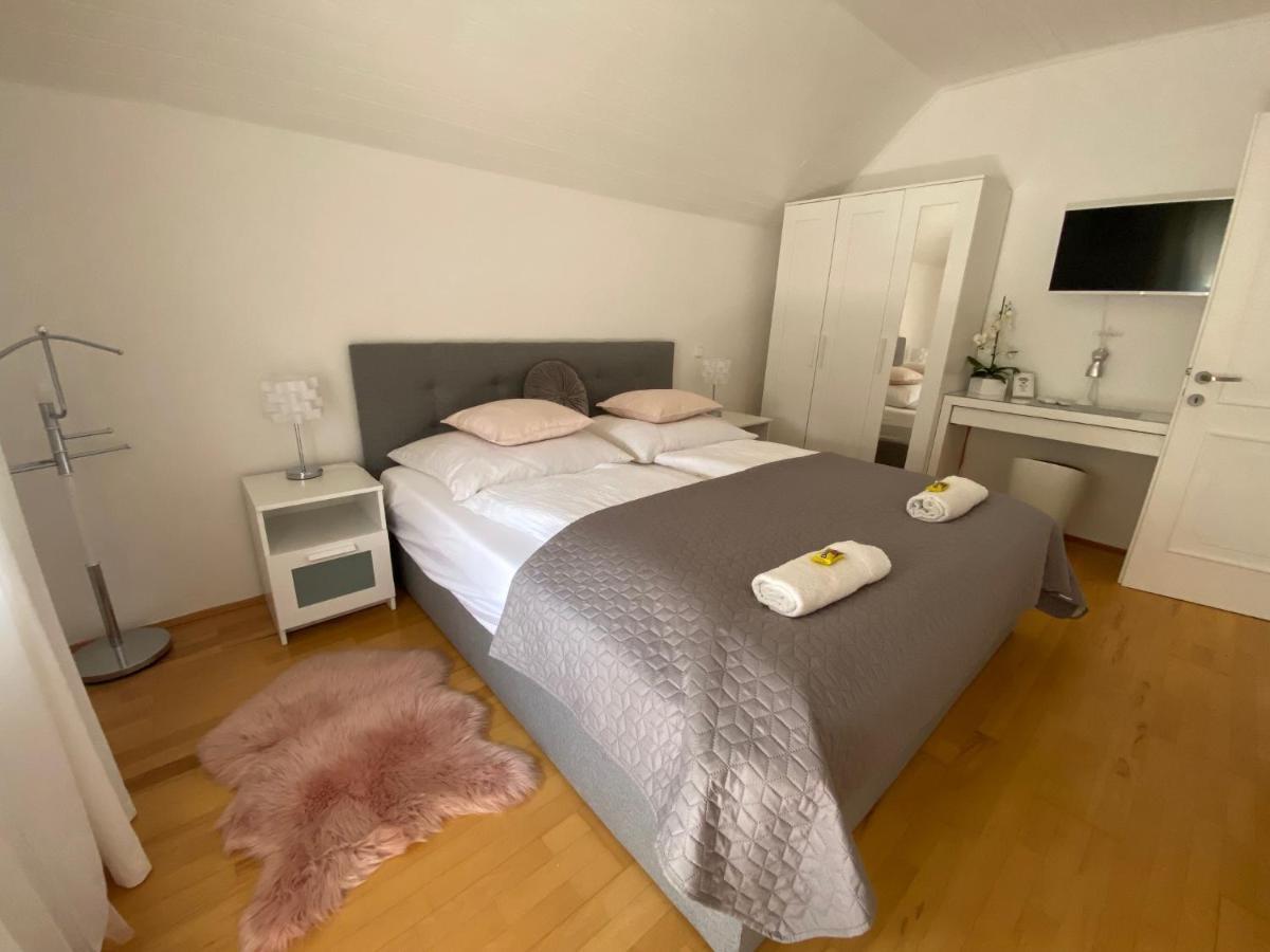Do-Ti Apartmanhaz Balatonlelle Luaran gambar