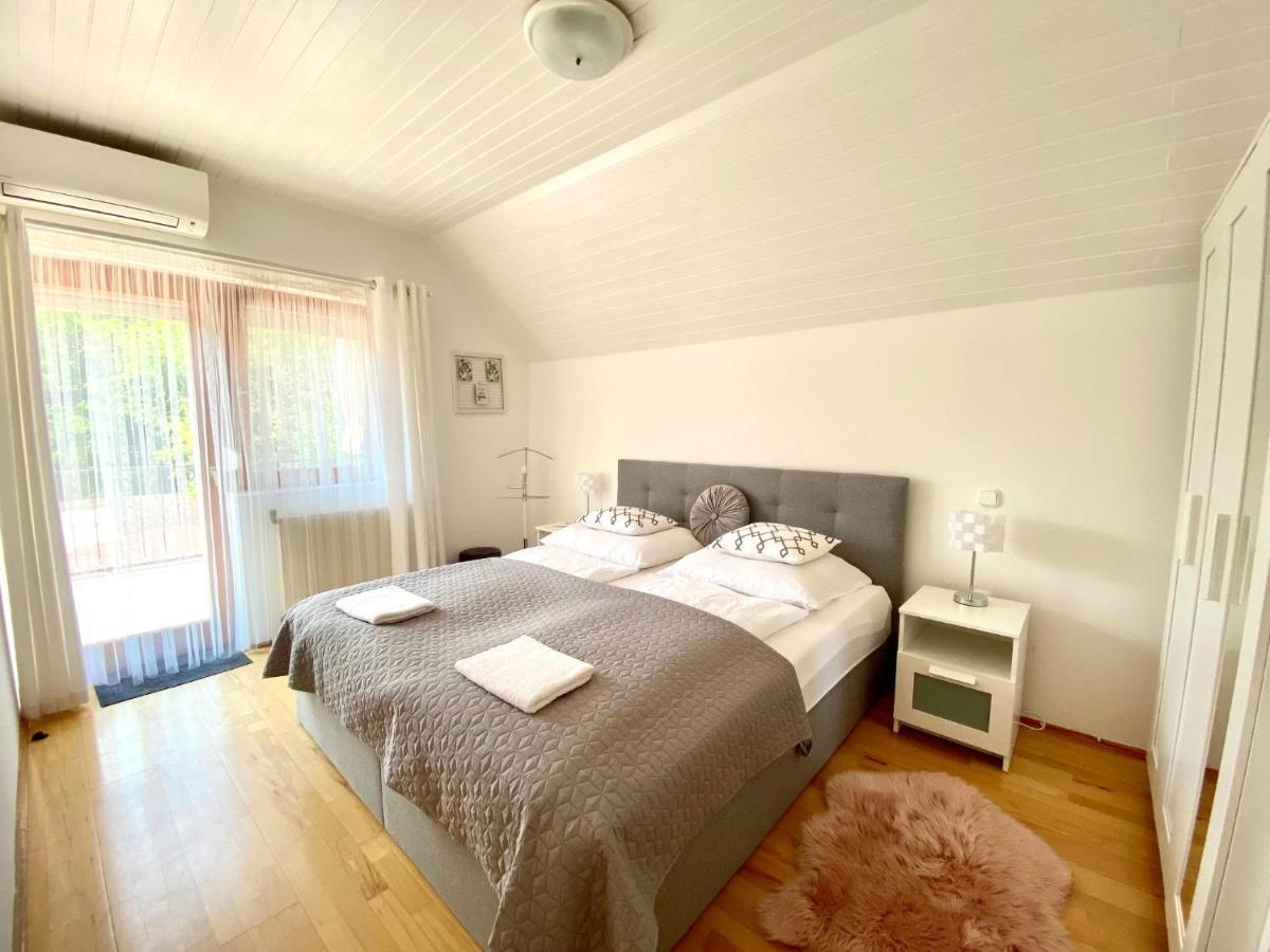 Do-Ti Apartmanhaz Balatonlelle Luaran gambar