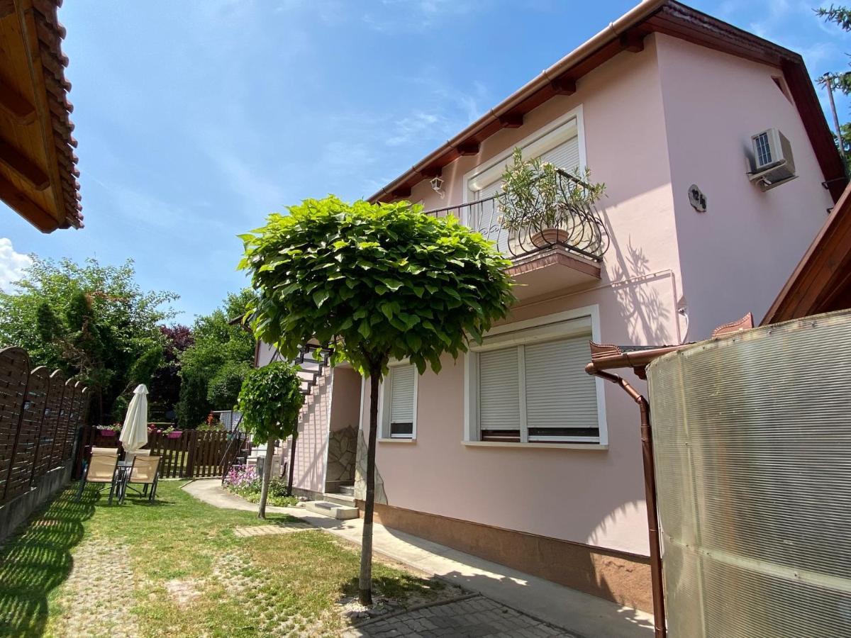 Do-Ti Apartmanhaz Balatonlelle Luaran gambar