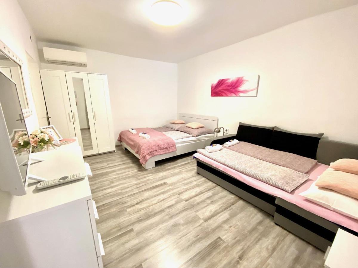 Do-Ti Apartmanhaz Balatonlelle Luaran gambar