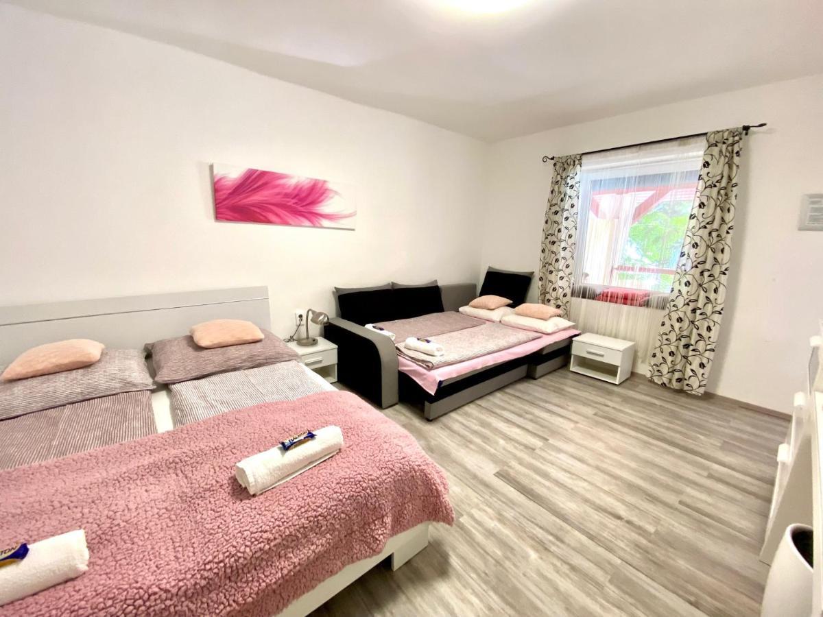 Do-Ti Apartmanhaz Balatonlelle Luaran gambar