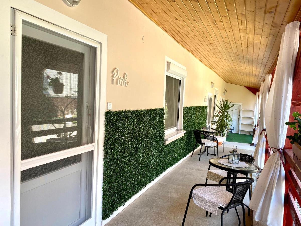 Do-Ti Apartmanhaz Balatonlelle Luaran gambar