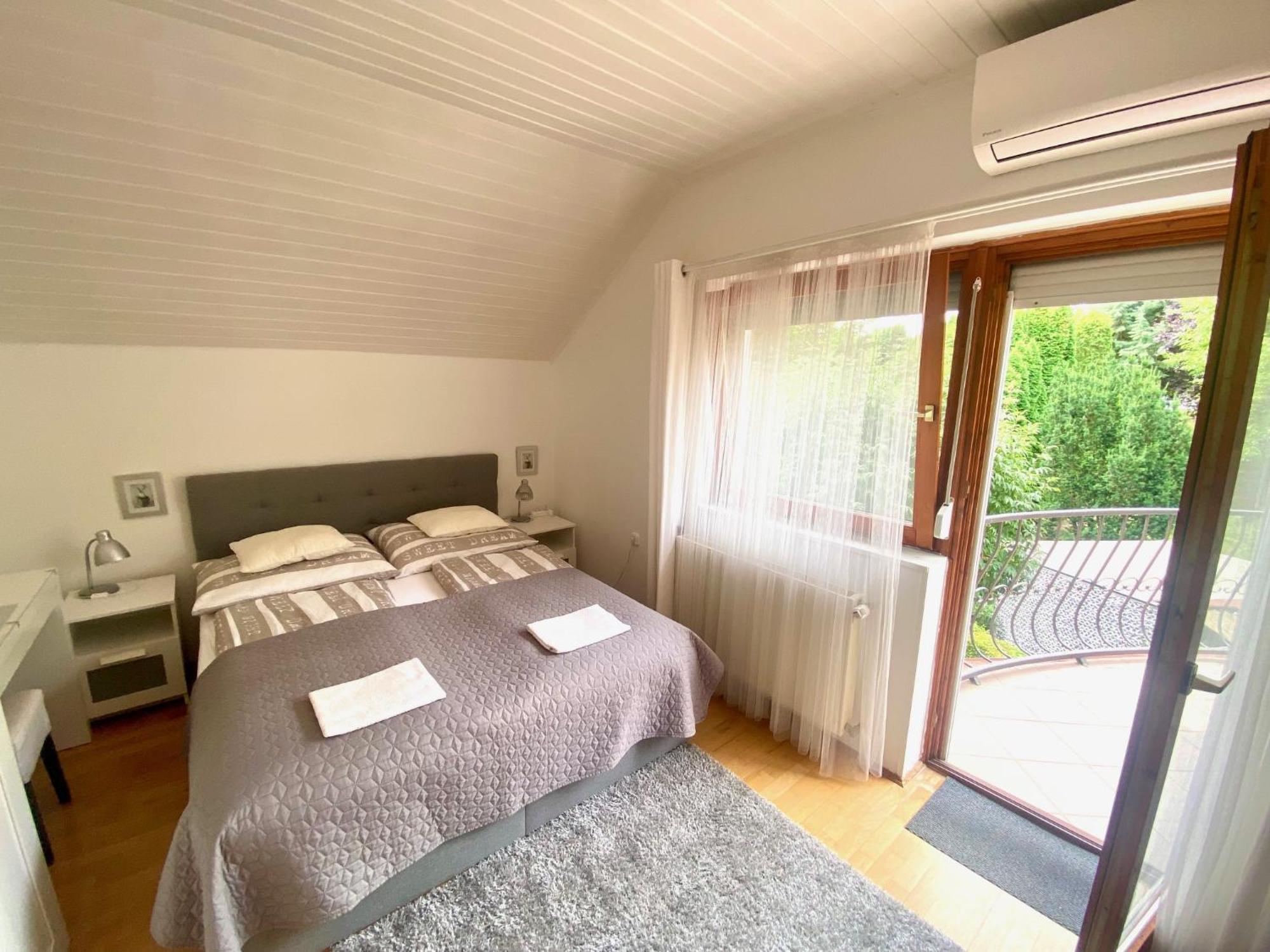 Do-Ti Apartmanhaz Balatonlelle Luaran gambar